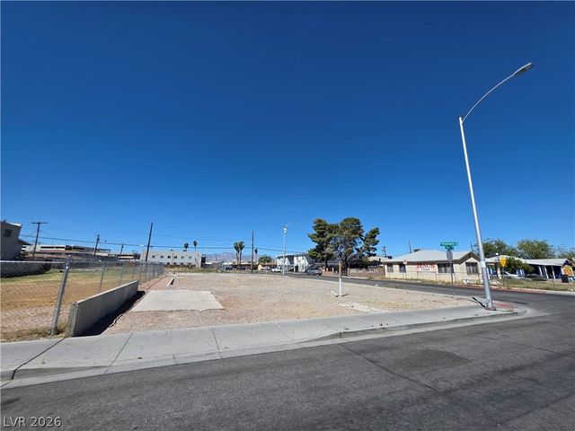 1900 Fairfield Avenue, Las Vegas, NV 89102