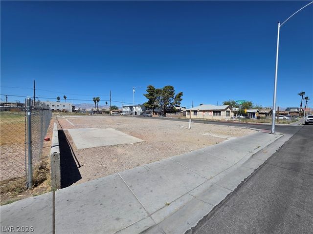 1900 Fairfield Avenue, Las Vegas, NV 89102