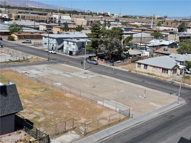 1900 Fairfield Avenue, Las Vegas, NV 89102