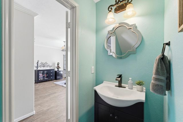 25226 Barmby Drive, Tomball, TX 77375