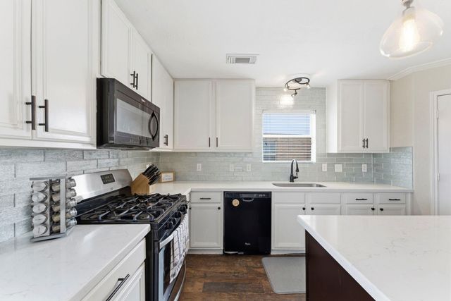 25226 Barmby Drive, Tomball, TX 77375