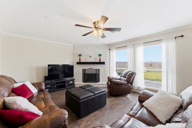 25226 Barmby Drive, Tomball, TX 77375