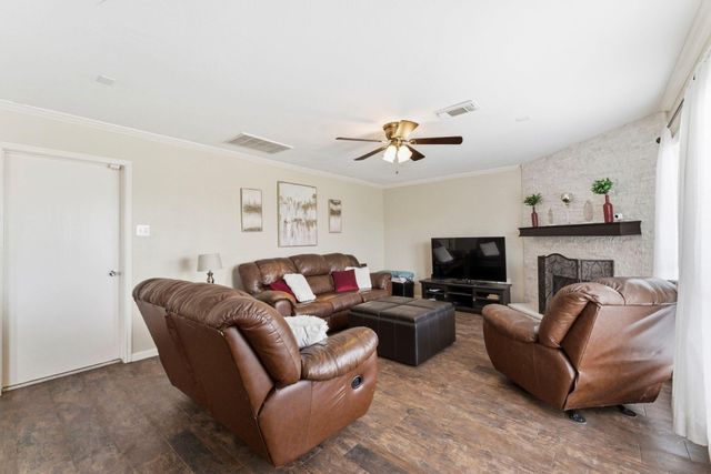 25226 Barmby Drive, Tomball, TX 77375