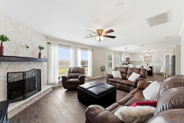 25226 Barmby Drive, Tomball, TX 77375