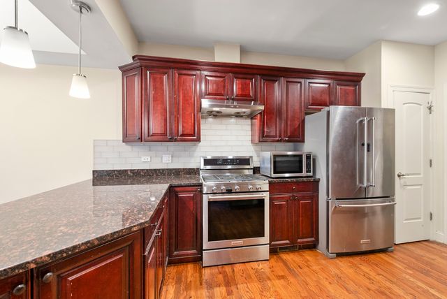 4715 Auvergne Avenue 4715, Lisle, IL 60532