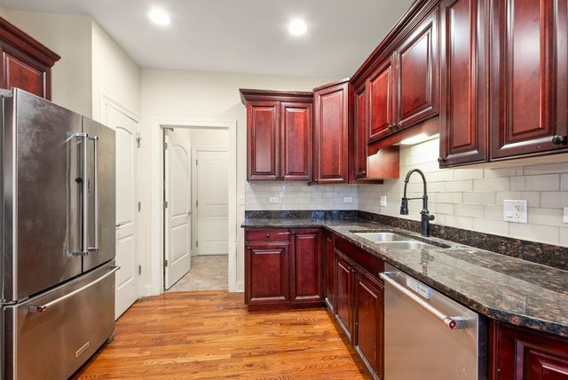 4715 Auvergne Avenue 4715, Lisle, IL 60532