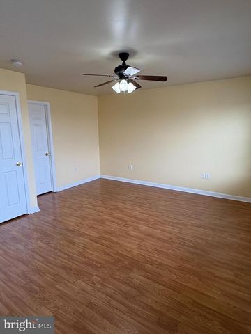 58 SANTA FE CT, Falling Waters, WV 25419
