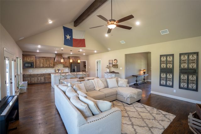 143 N Fm 730, Decatur, TX 76234