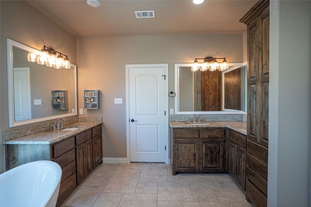 143 N Fm 730, Decatur, TX 76234