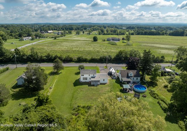 187 New York 9j, Hudson, NY 12534