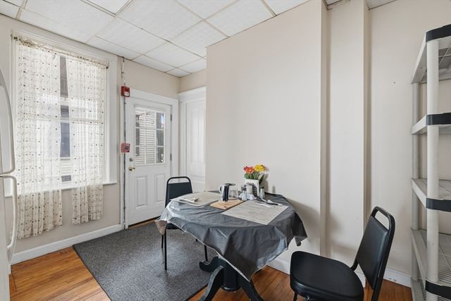 550 County St, New Bedford, MA 02740