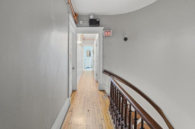 550 County St, New Bedford, MA 02740