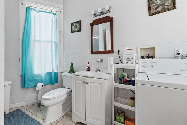 550 County St, New Bedford, MA 02740