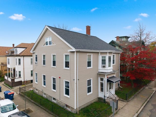 550 County St, New Bedford, MA 02740