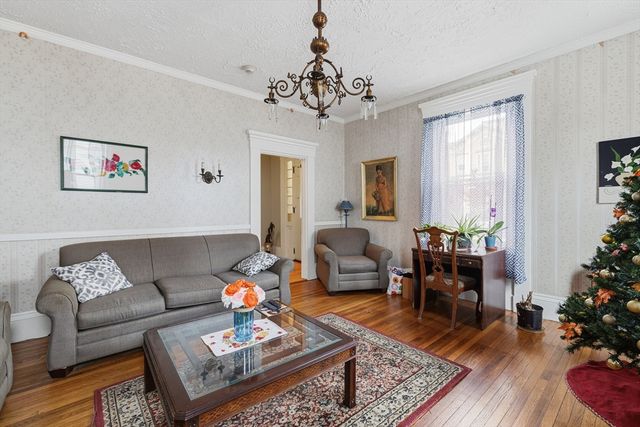 550 County St, New Bedford, MA 02740