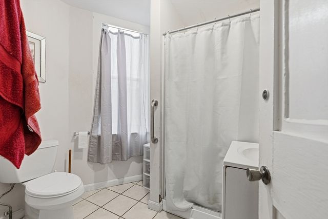 550 County St, New Bedford, MA 02740