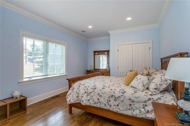 164 North Lake Shore Drive, Brookfield, CT 06804