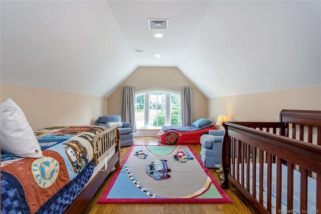 164 North Lake Shore Drive, Brookfield, CT 06804