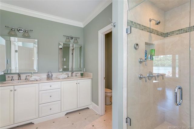 164 North Lake Shore Drive, Brookfield, CT 06804