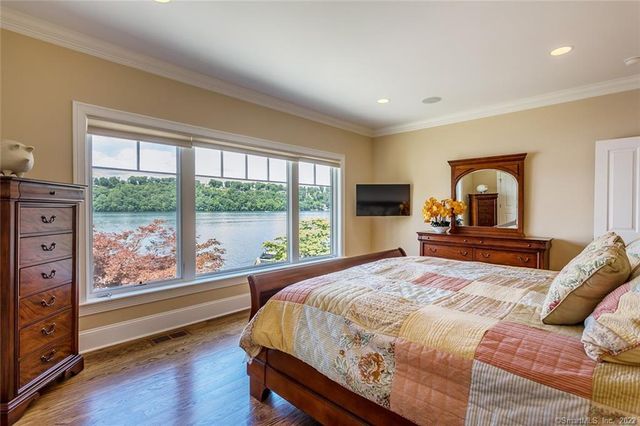 164 North Lake Shore Drive, Brookfield, CT 06804