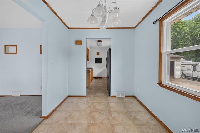 6134 Dover Road, Hamburg, NY 14085