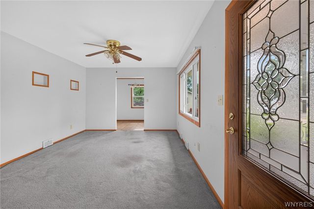 6134 Dover Road, Hamburg, NY 14085