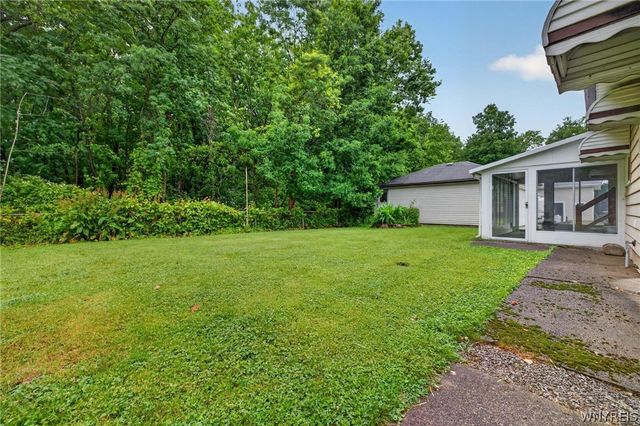 6134 Dover Road, Hamburg, NY 14085