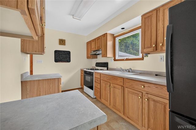 6134 Dover Road, Hamburg, NY 14085