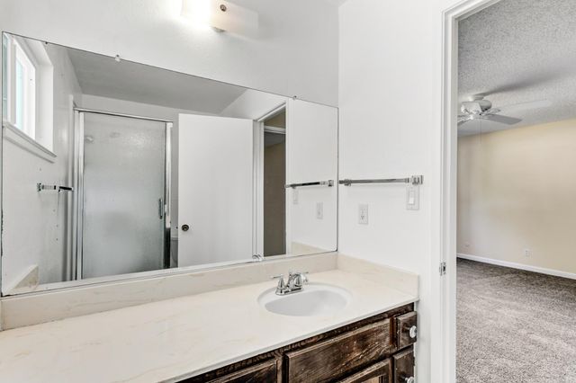 7782 25th St, Sacramento, CA 95832