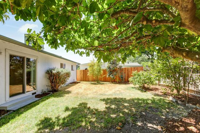 7782 25th St, Sacramento, CA 95832