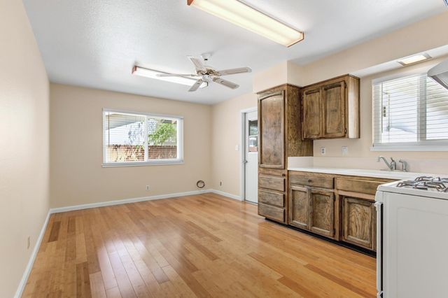 7782 25th St, Sacramento, CA 95832