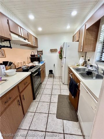 153 Fairway Drive, Lake Placid, FL 33852