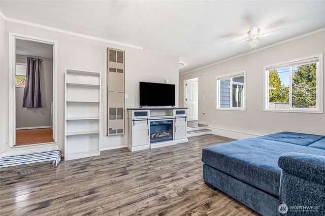 113 S Gardner Road, Burlington, WA 98233