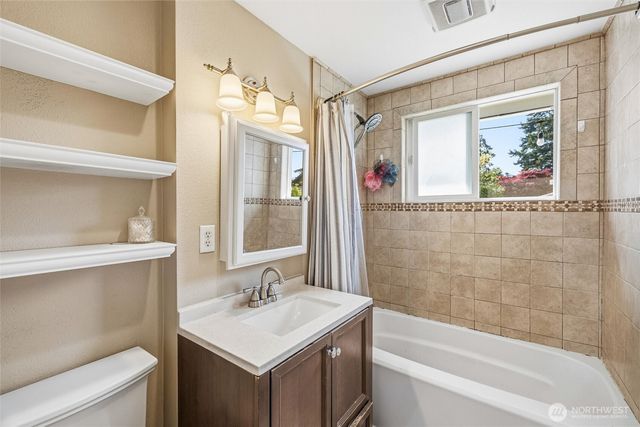 113 S Gardner Road, Burlington, WA 98233
