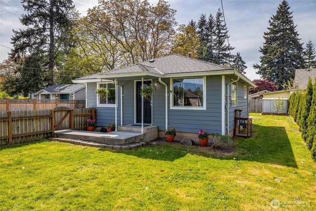 113 S Gardner Road, Burlington, WA 98233