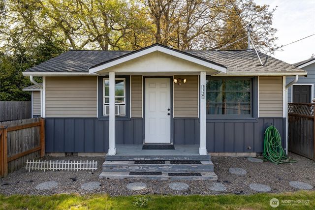 113 S Gardner Road, Burlington, WA 98233