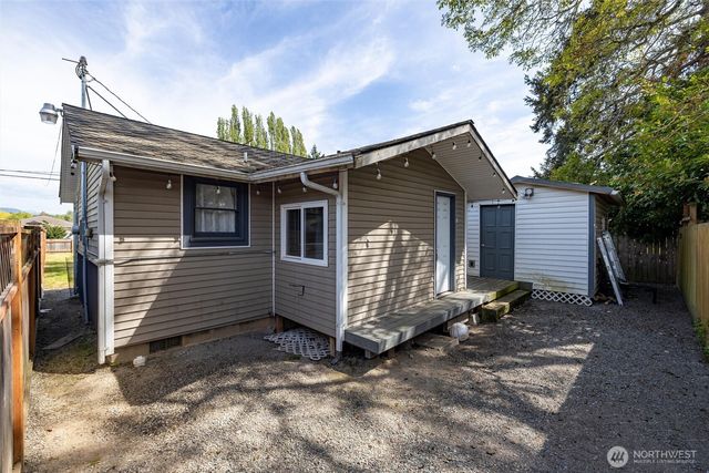 113 S Gardner Road, Burlington, WA 98233