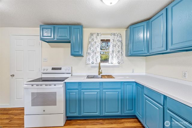 113 S Gardner Road, Burlington, WA 98233