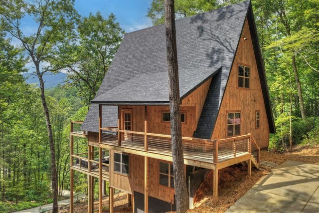 1821 Stanley Creek Road, Cherry Log, GA 30522