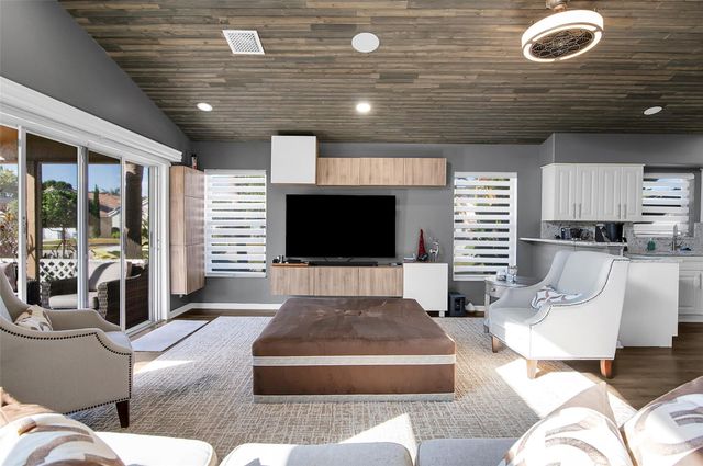 7491 Stirling Bridge Boulevard, Delray Beach, FL 33446