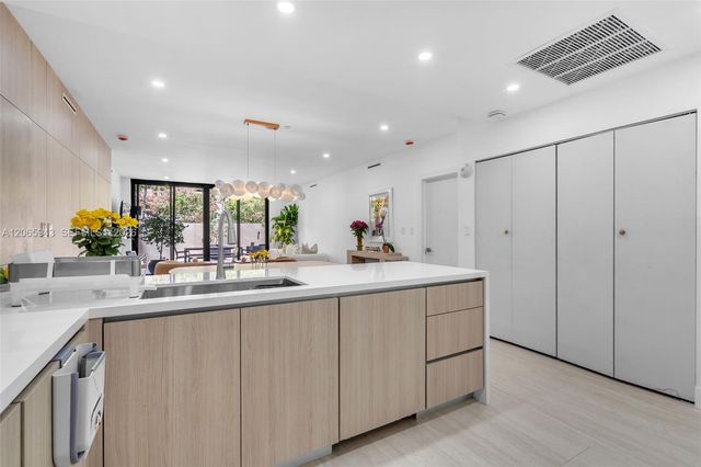 151 Crandon Boulevard 138, Key Biscayne, FL 33149