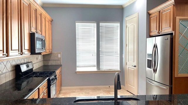 89 Sidney Street, Houston, TX 77003