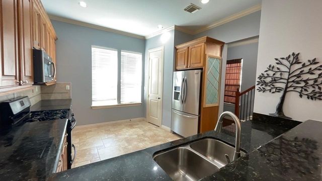89 Sidney Street, Houston, TX 77003