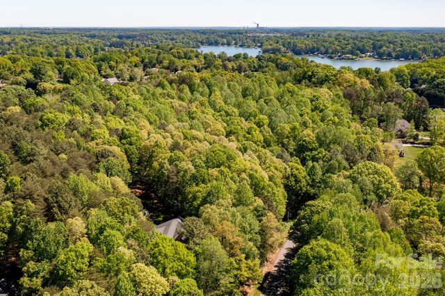 4134 Barbrick Street, Sherrills Ford, NC 28673