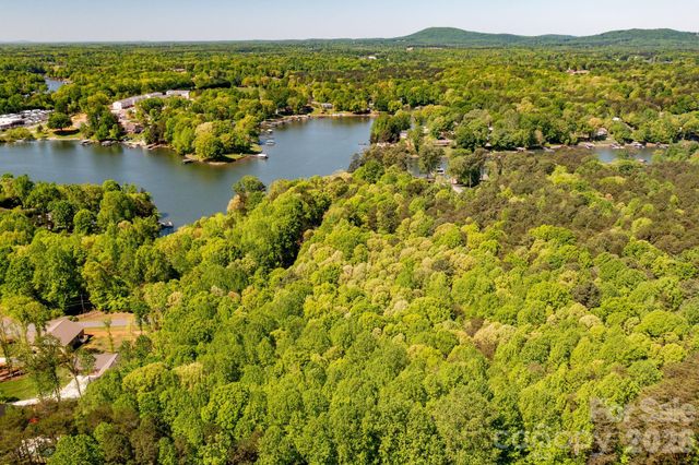 4134 Barbrick Street, Sherrills Ford, NC 28673