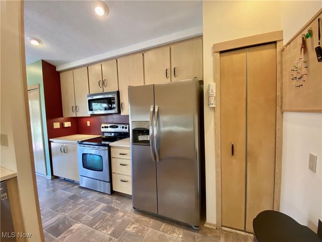 12539 Olympus Way, Strongsville, OH 44149