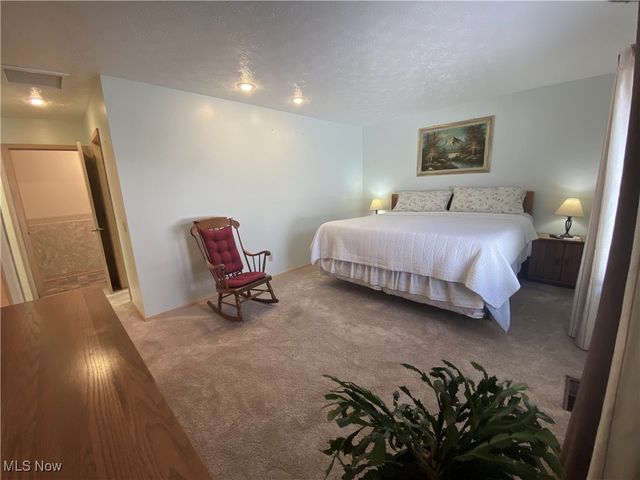 12539 Olympus Way, Strongsville, OH 44149