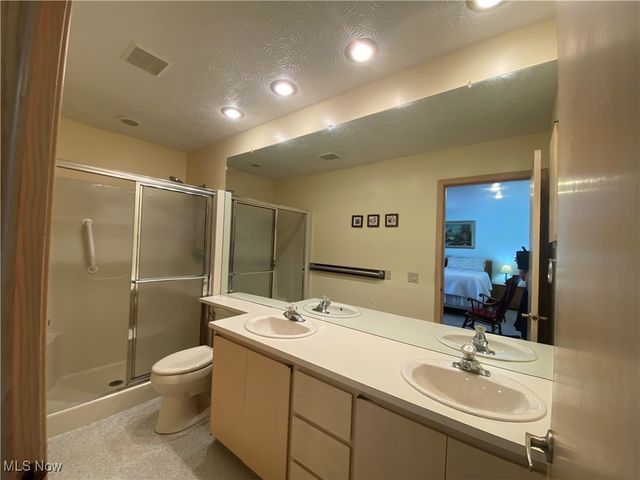 12539 Olympus Way, Strongsville, OH 44149