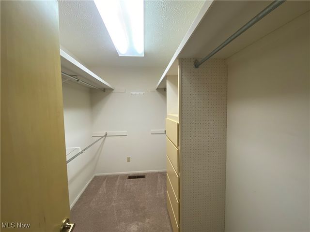 12539 Olympus Way, Strongsville, OH 44149