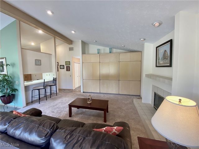 12539 Olympus Way, Strongsville, OH 44149